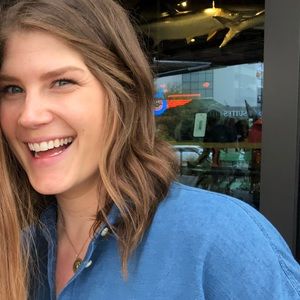 Meet your Posher, Hillary